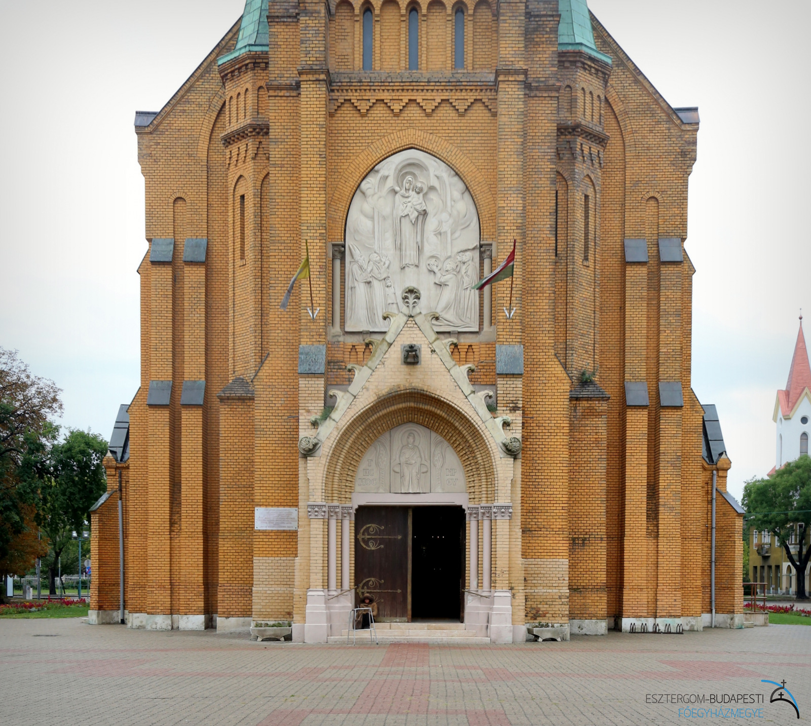 szolnok ady endre út 15 day